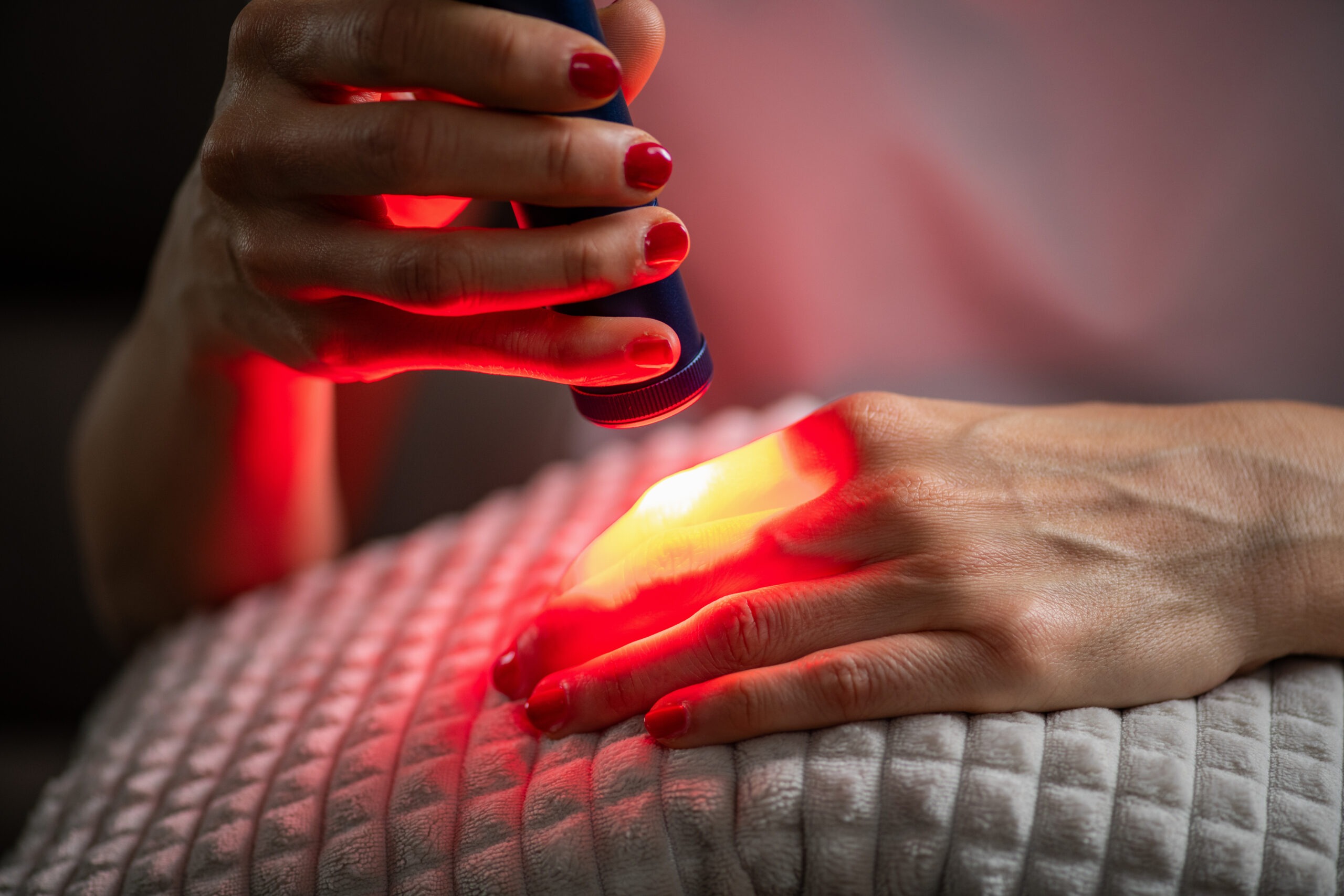 is cold laser therapy safe? a 2026 evidence‑based guide to photobiomodulation and side effects